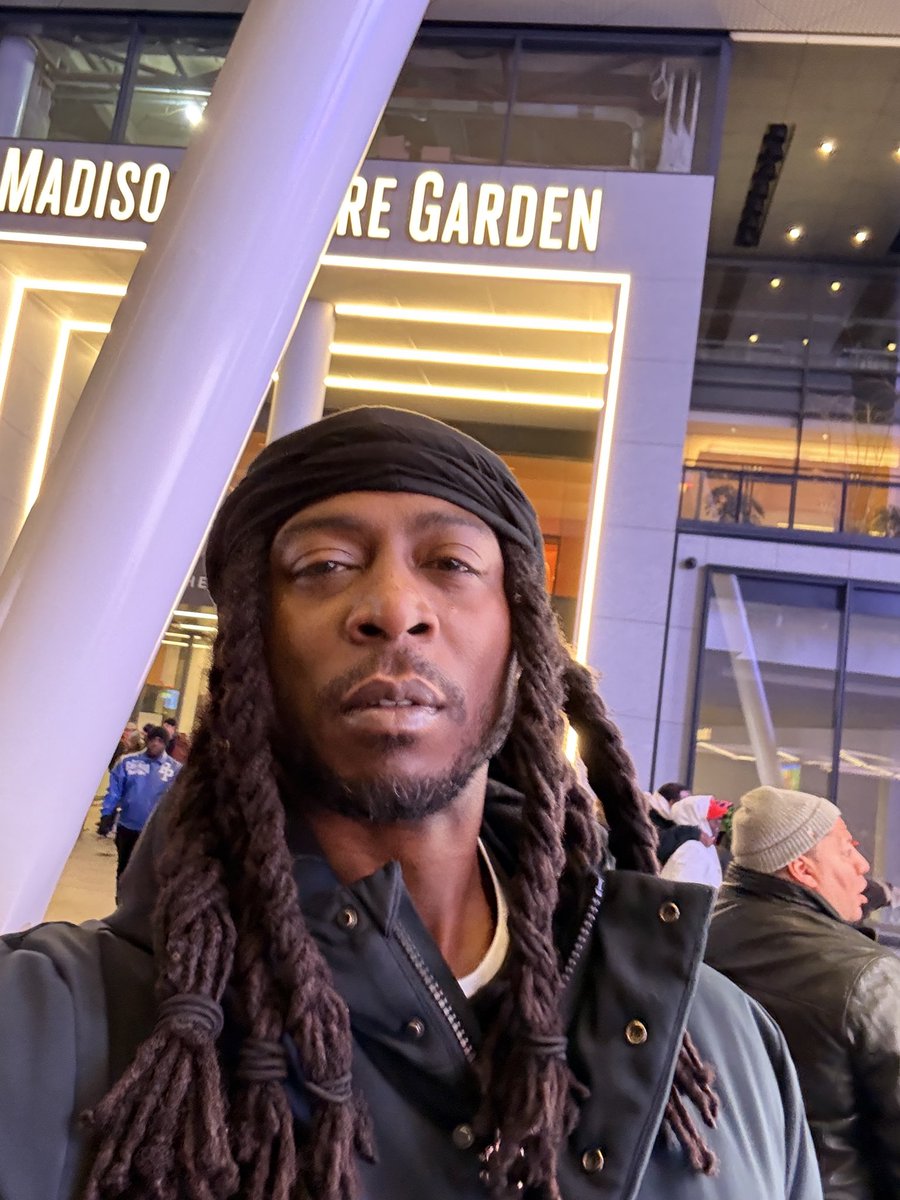 Hus4real.nft tweet media