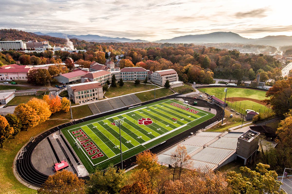 Will Buchanan tweet media