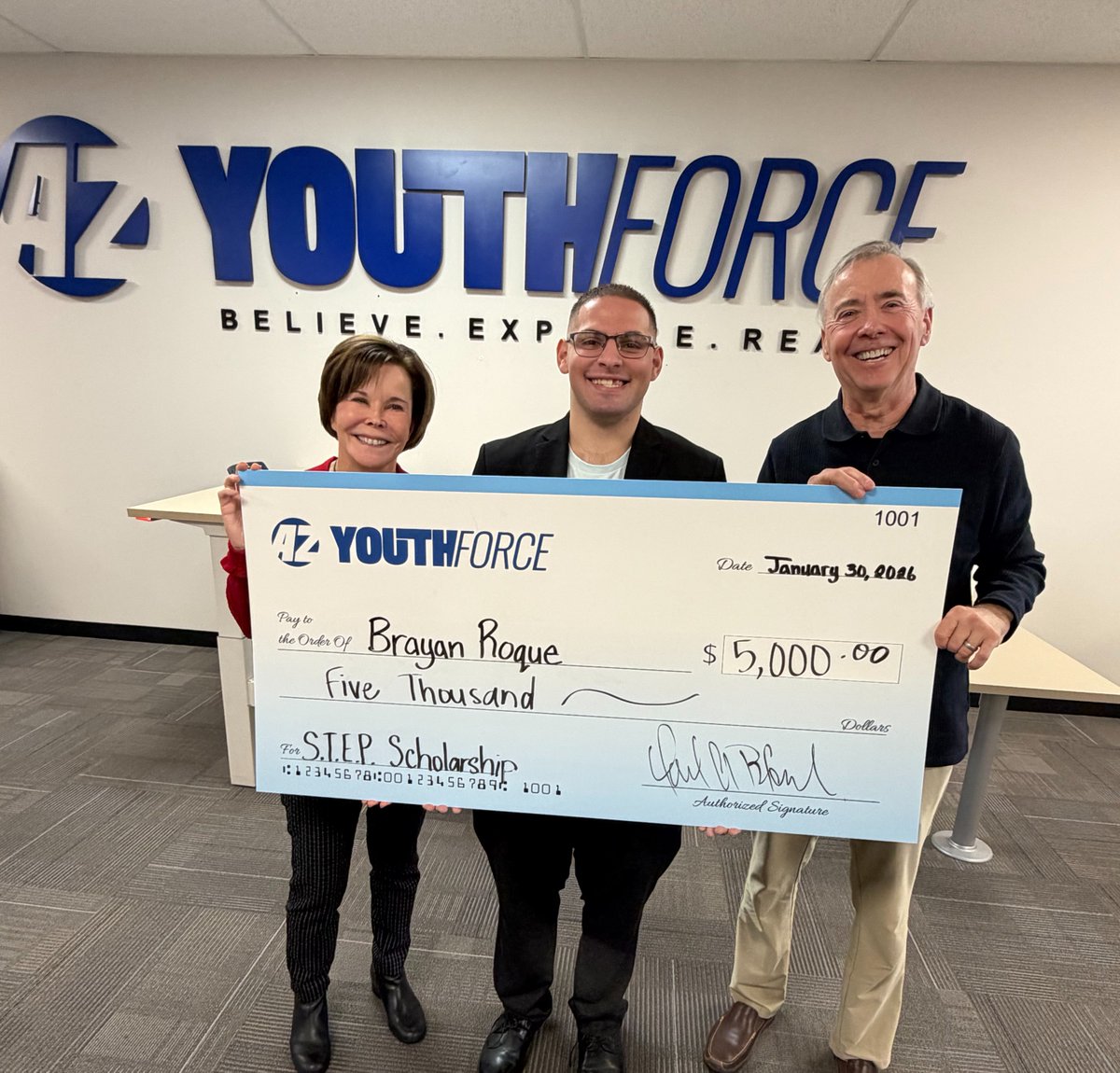 azyouthforce's tweet photo. 🎉 Congrats to our S.T.E.P. Scholarship recipients Amera A. and Brayan R.!

Amera grew from Gateway Lab Tech intern to AZYouthforce Ambassador, and Brayan, last year’s Youth of the Year, is heading to @UTITweet to pursue automotive tech. 🚀

#AZYouthforce #STEPscholarship https://t.co/qZ6S54uCET
