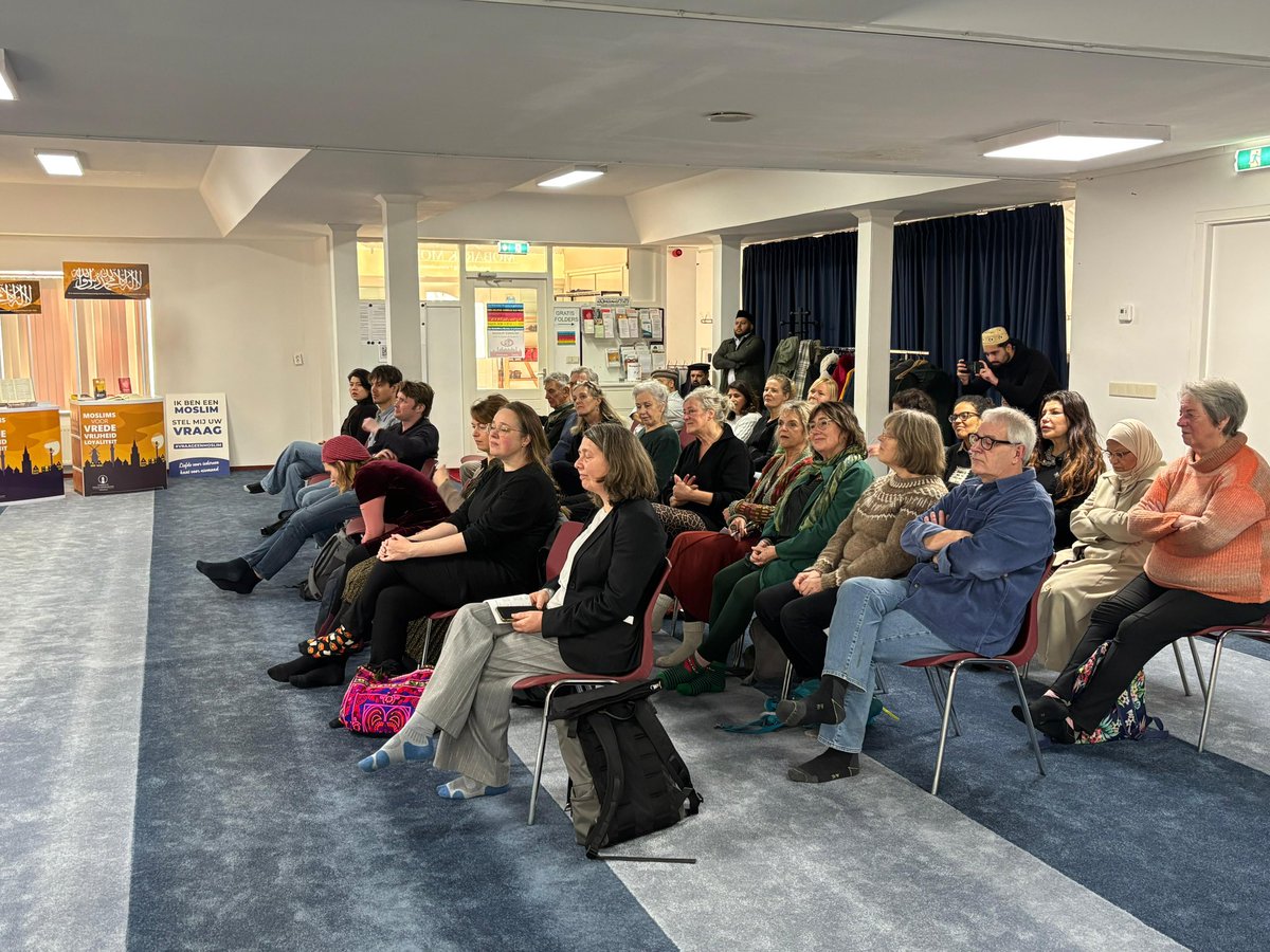 Mobarak Moskee tweet media