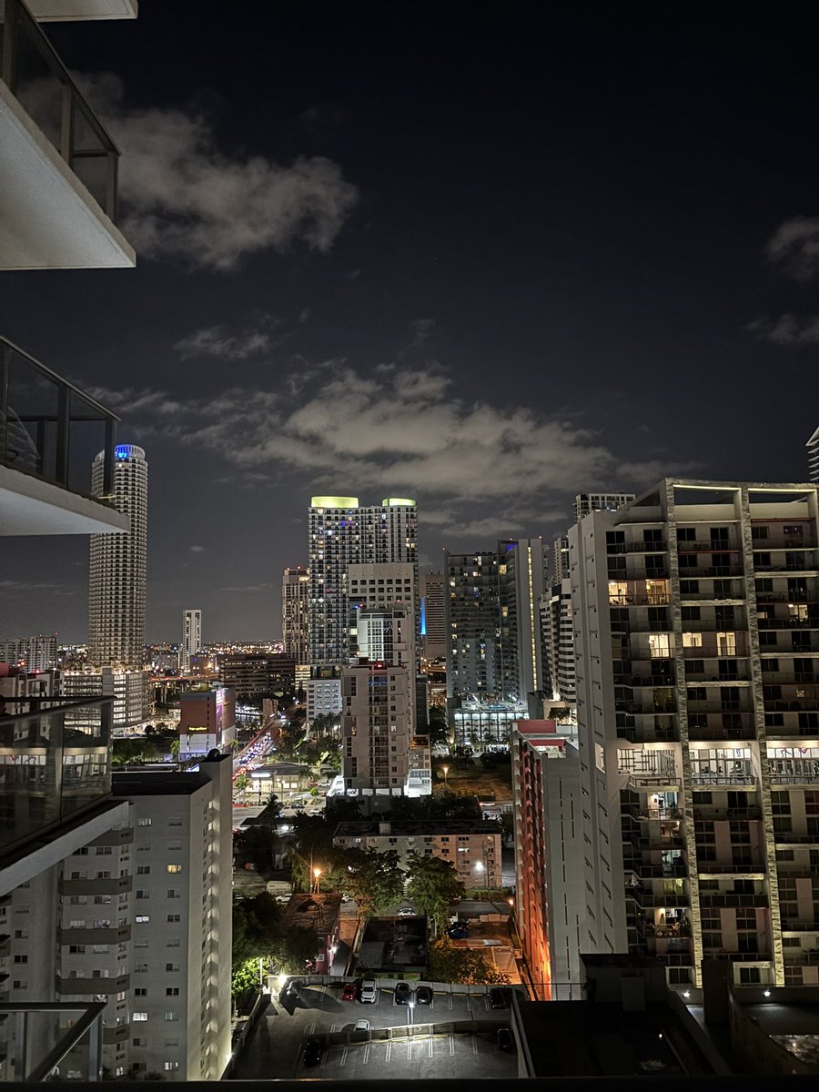 Raven Lovette 🫧 tweet media