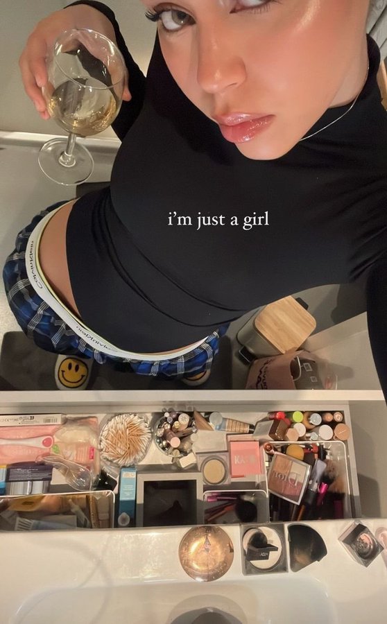 Outfit_Luxy's tweet image. 