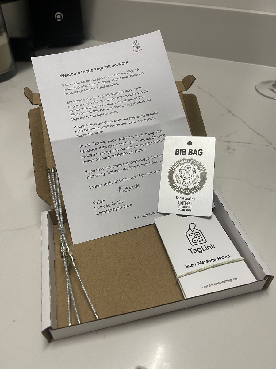 ClubLightwater's tweet photo. A big shoutout to Kuljeet from @taglink who’s helping the club find our lost equipment 👀

Things go missing and Taglink is a great way to get them back to the owner. Simply turn the silver tag over and scan the QR to get the clubs email to then tell us that you have our lost ite https://t.co/AVCeVcleDq