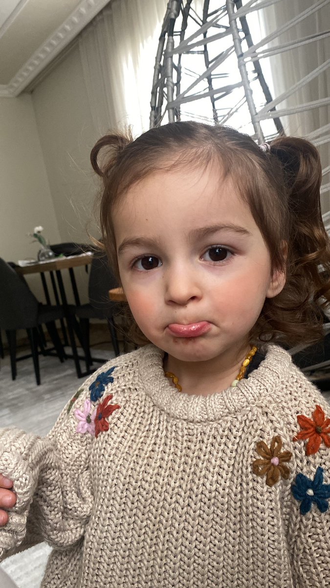 aslifatma's tweet photo. sen dünyamsın..
herşeye vee herkese ragmen .. https://t.co/DwOPaSjzeh