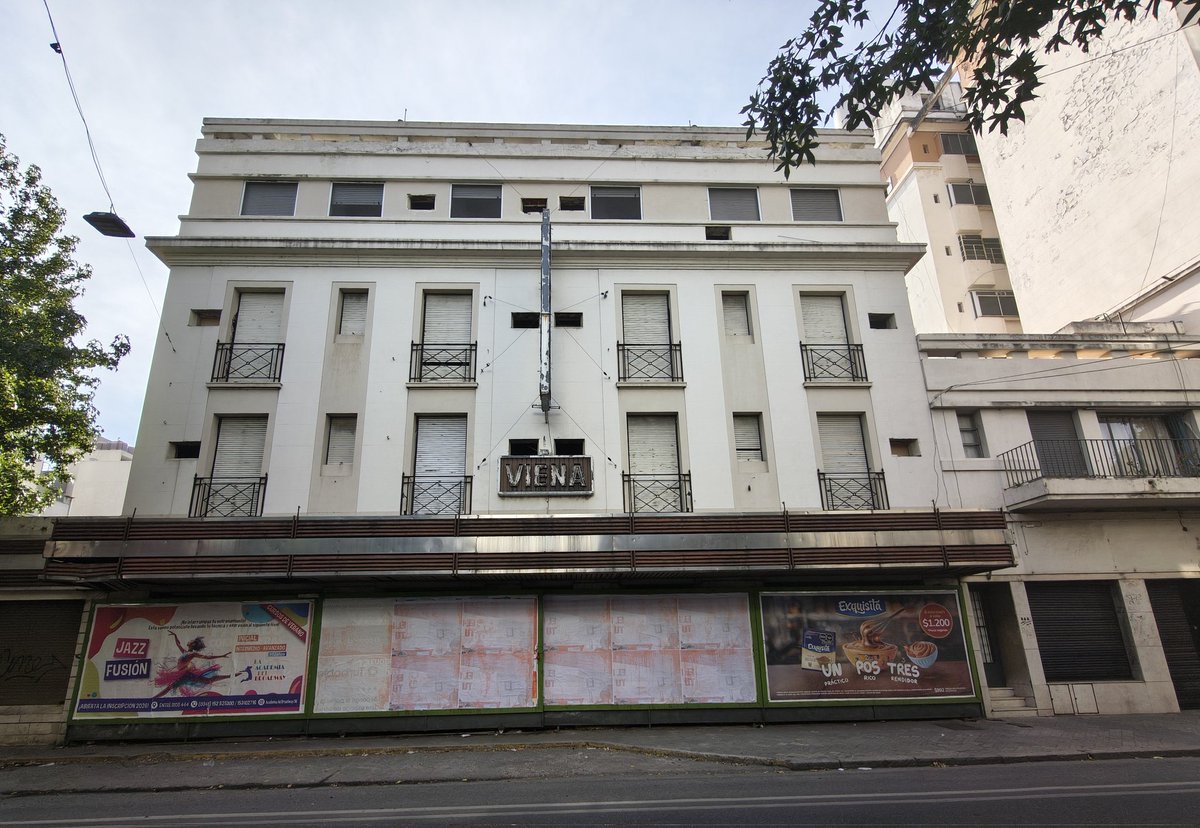 CalleDeRosario's tweet image. #EdificiosAbandonados 
#EfectoCovid 
#HotelViena 
O.Lagos 500