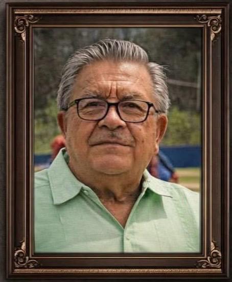 Partió Rodolfo Morales Moreno. Gran padre, familia, profesional del Derecho. Amigo noble y leal. Lo recuerdo desde los tiempos universitarios en que fue Presidente de la FEO de la UBJO.  Sin duda..mas temprano q tarde volveremos a encontrarnos. Abrazo fraterno querido Fito....