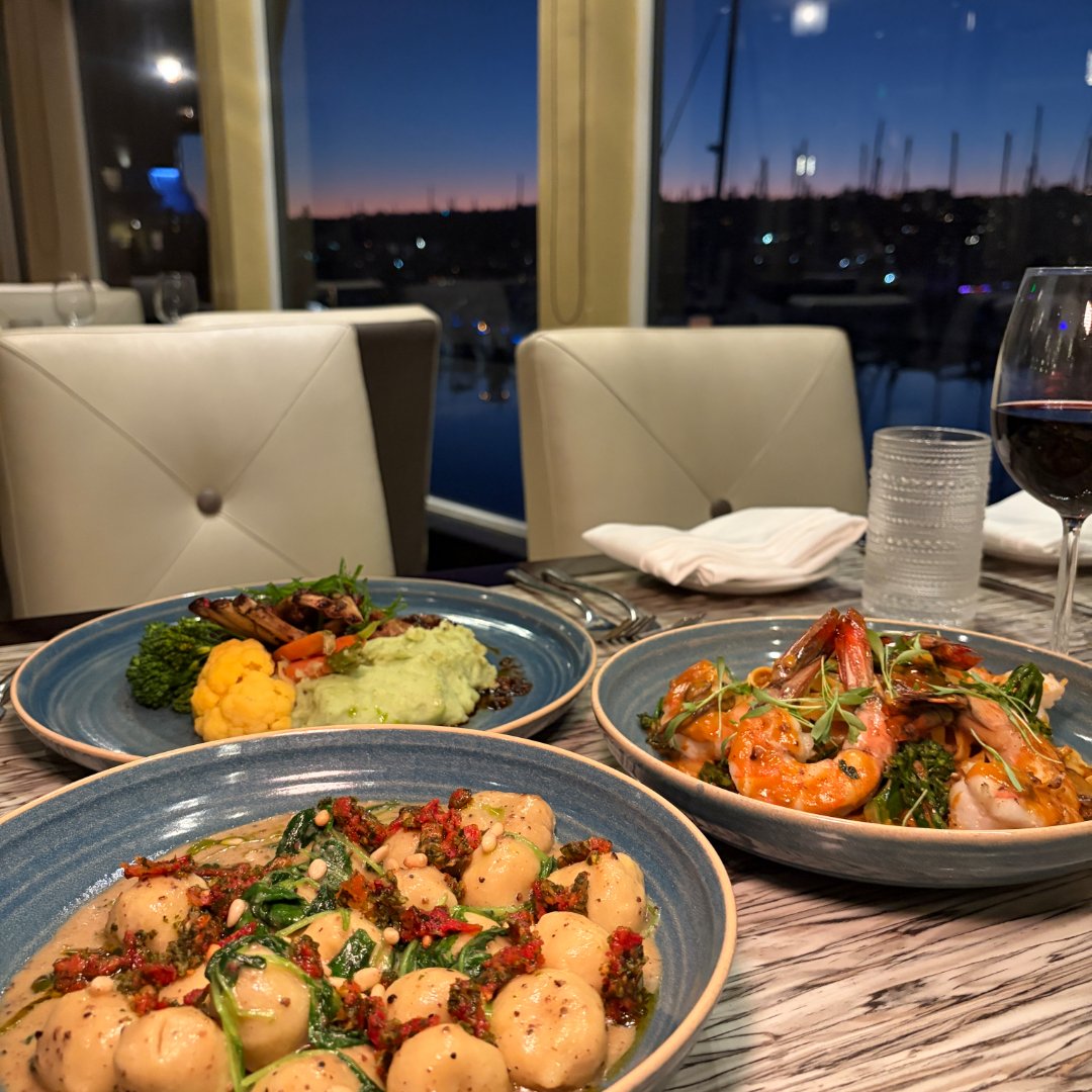 Humphreys Half Moon tweet media