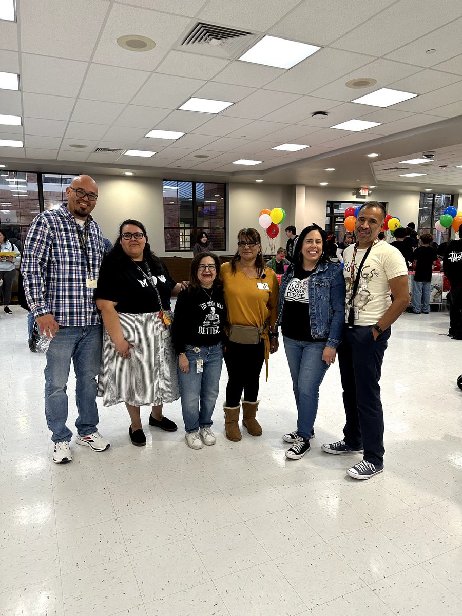 DolphinTerraceE's tweet photo. 📚🎉 World Read Aloud Day at Dolphin Terrace!
We dove into stories with games, activities, and lots of smiles — all made possible by our amazing hosts at Parkland High School.

Reading is more fun when we do it together! 🐬💙

#WorldReadAloudDay #DolphinTerrace https://t.co/nDx4pZsmQH