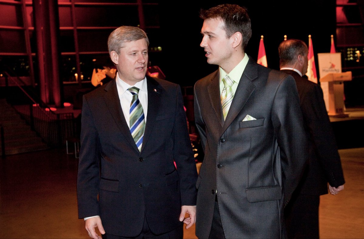 CanadaArcadia's tweet photo. Старі дні та дискусії з Премʼєр-Міністром Канади / Earlier Days and Conversations with the Prime Minister of Canada https://t.co/A03MNysRdV