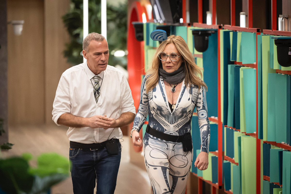 ZeppelinTV's tweet image. Belén y Carlos ya se han reencontrado en la #GHDúoGala5  👏🏽