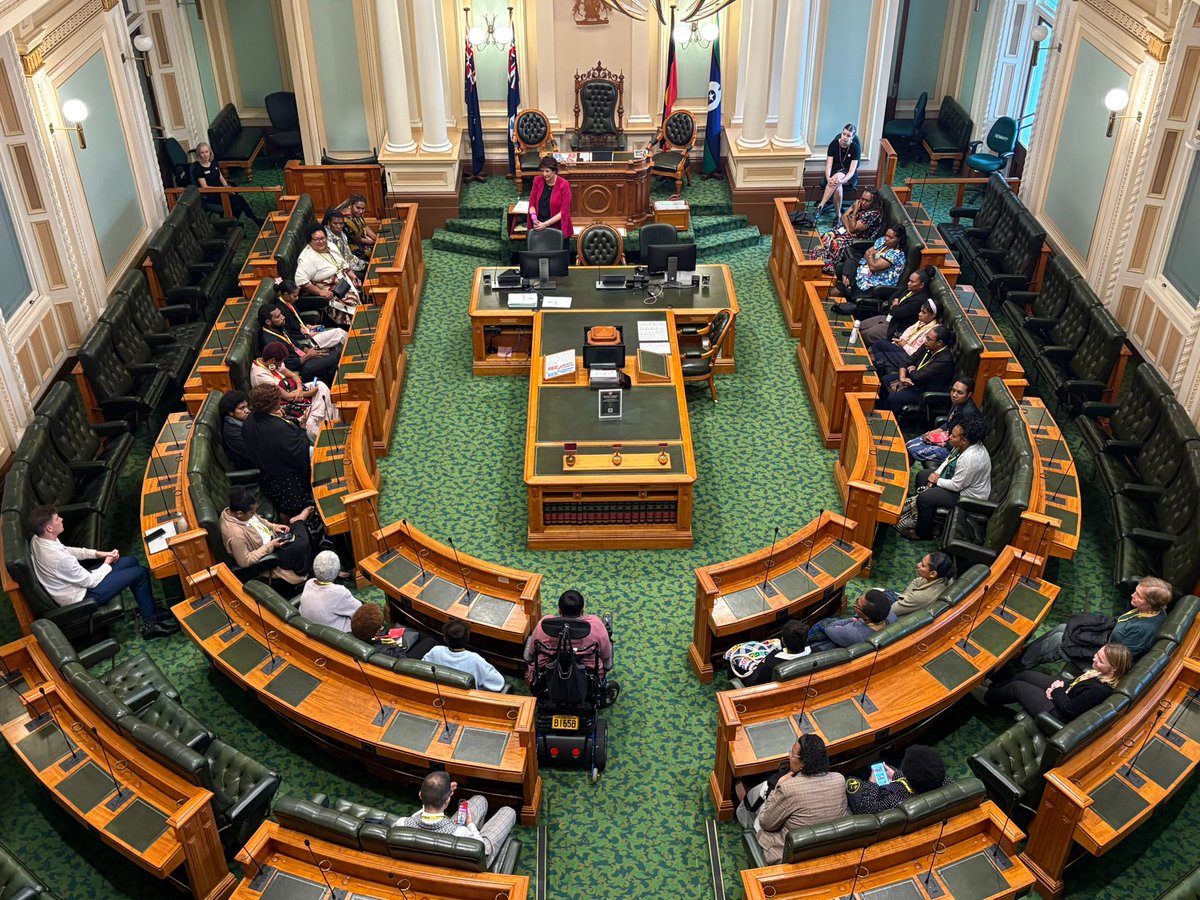 Fiona Simpson tweet media