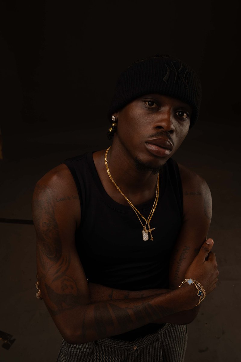 Happy Birthday to global superstar <a href="/fireboydml/">Fireboy DML</a> 🔥🥂