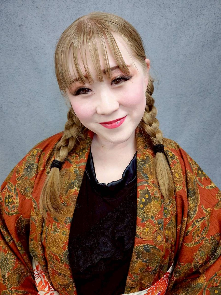 ✨️ご予約受付中!!✨️
剱神舞台公演 第16弾
『悪役令嬢～ヒロインはじめました～』
🗓️3/17㈫〜22㈰
🚩新宿村LIVE（⻄新宿駅から徒歩7分/中野坂上駅から徒歩8分/JR新宿駅から徒歩20分）
🕒️約2時間30分（休憩あり）
🎫6,000円（全席自由）

ご予約は小松崎まで🙇‍♀️💕
#剱神舞台