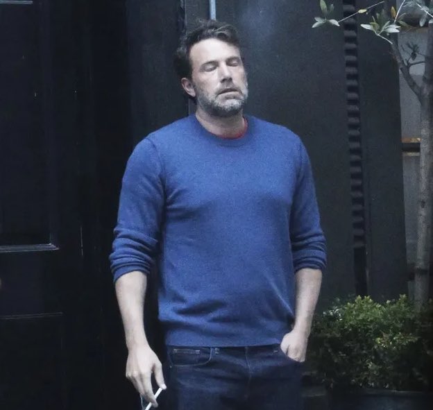 Dunk &amp; Egg E4 without context