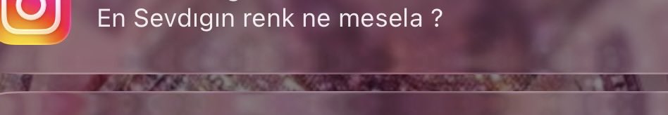 Yok kanka yok benim en sevdiğim renk falan yok renk körüyüm ben