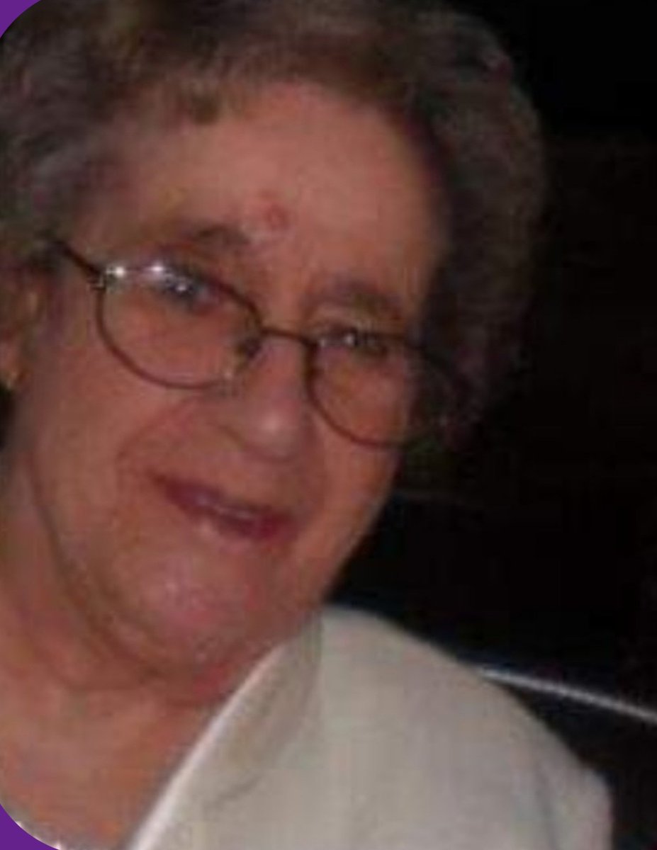 HoltomTeresa's tweet photo. It's been 7 years since my Grandma passed &amp; 6 years since my big sister passed the pain is as bad now as back then .#ittakestime https://t.co/TlUoJnxDLK
