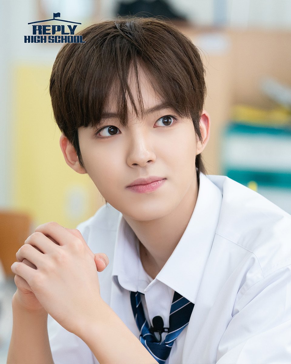 🔓00년대 반 🅟🅗🅞🅣🅞 𝗨𝗻𝗹𝗼𝗰𝗸

⏰첫 방송 𝐃-𝟕! 00년대 반 학생들 미리 만나기👀

✔ Watch more on 𝗠𝗻𝗲𝘁 𝗣𝗹𝘂𝘀
mnetplus.onelink.me/TRa8/lrzndg7t
 
A time-slip growth variety show
with boys leading the future of K-culture
〈Reply High School〉

2/13(Fri) 8:20PM 𝗠𝗻𝗲𝘁