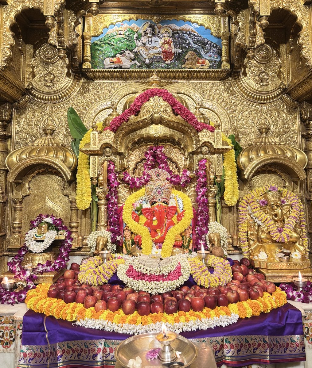 🙏 गणपती  बाप्पा मोरया 🌺मंगलमूर्ती मोरया 🙏०६/०२/२०२६
🙏Ganapati Bappa Moraya 🌺 Mangalmurti Moraya  🙏06/02/2026