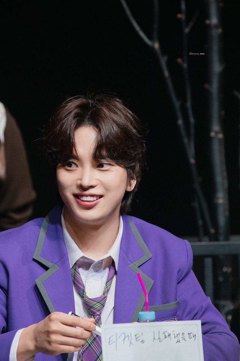 ᴅʙ ᴛᴏᴡɴ tweet media