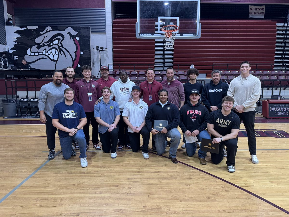 Recruit EMHS Football tweet media