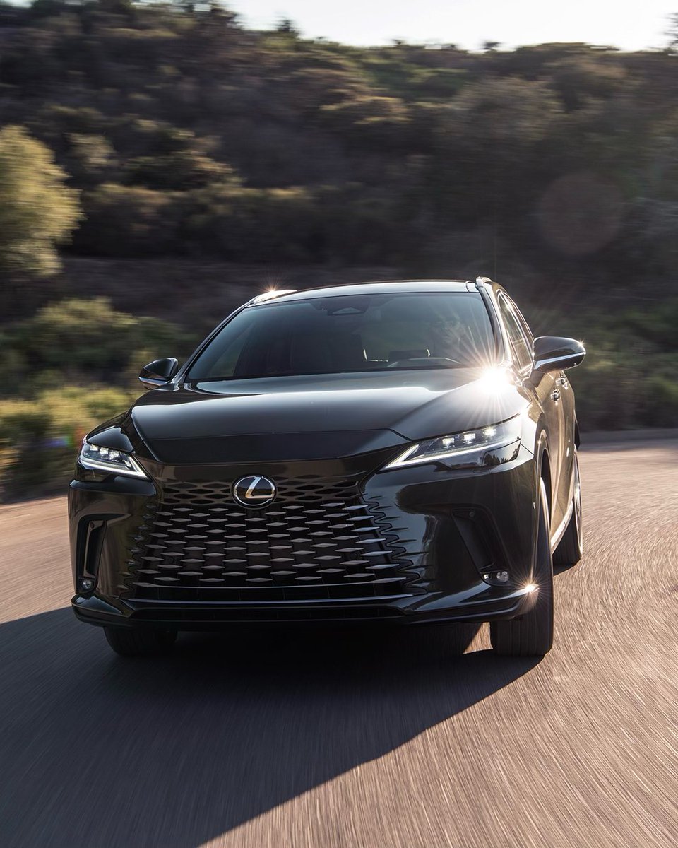 Lexus México tweet media