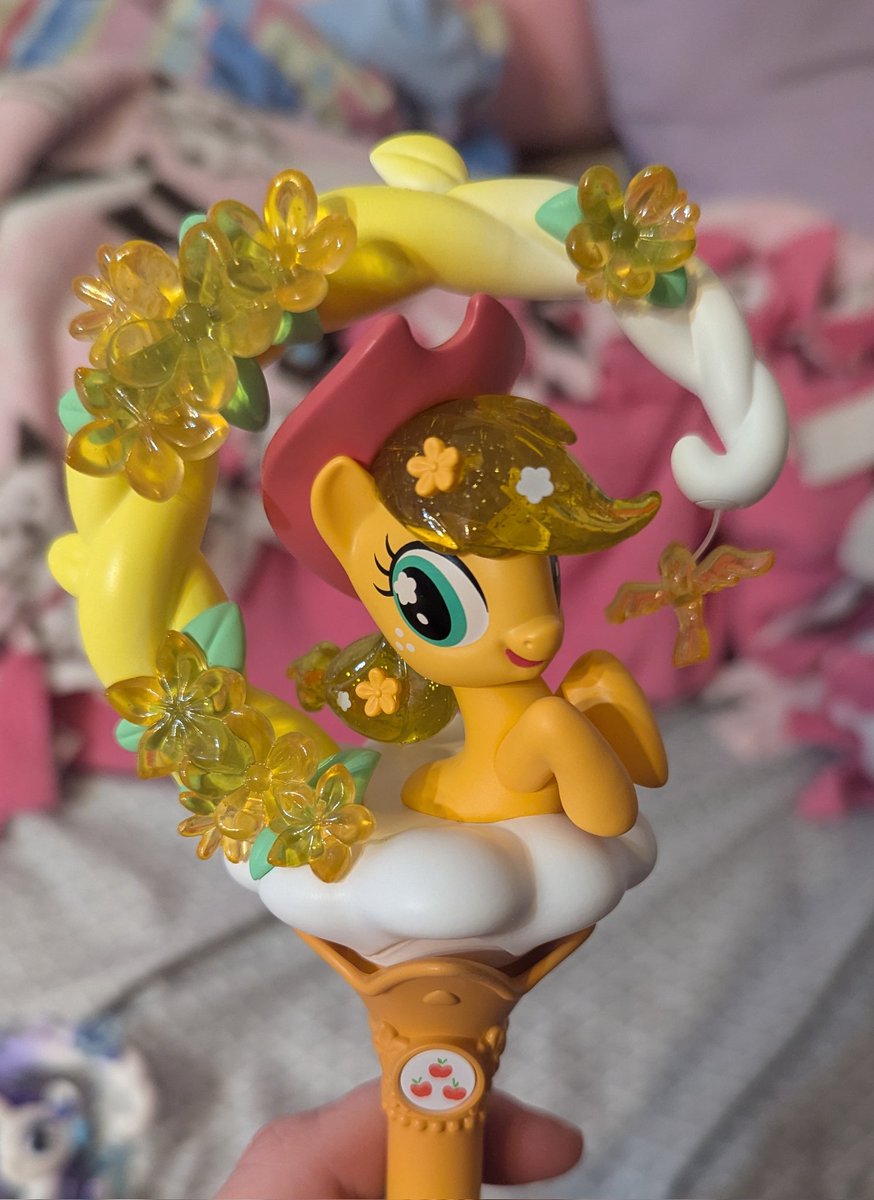 fang vote Rochelle apologist tweet media