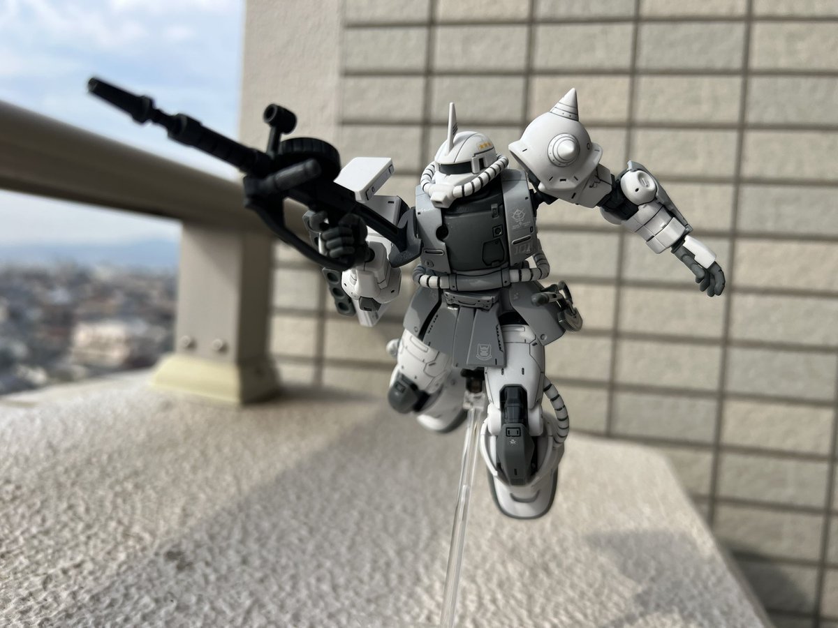 shoara1218's tweet photo. 白いザク。
・・・ガンダムベースで購入したまま積んでいた06Cのペインティングモデルです。塗装しなくてもかなりカッコイイです( ^ω^ )
#ガンプラ
#オリジンザク
#ペインティングモデル
#06C https://t.co/XMOHou2wwX