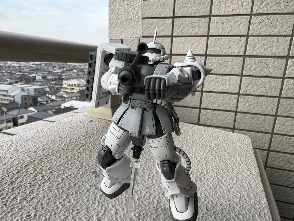shoara1218's tweet photo. 白いザク。
・・・ガンダムベースで購入したまま積んでいた06Cのペインティングモデルです。塗装しなくてもかなりカッコイイです( ^ω^ )
#ガンプラ
#オリジンザク
#ペインティングモデル
#06C https://t.co/XMOHou2wwX