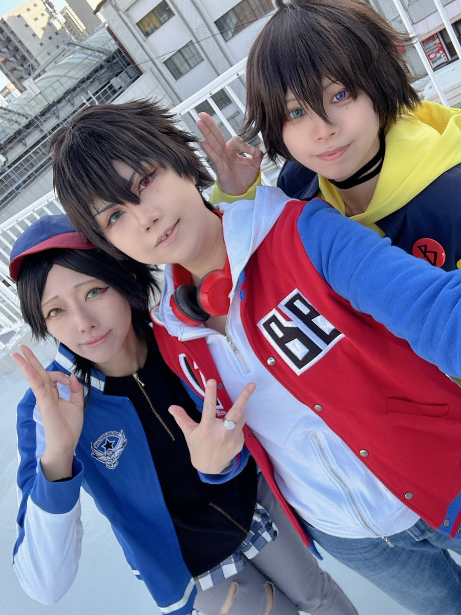先日のブクナゴ併せ実現できました✨ほんとに6人揃ってできたの感謝しかないです..😭参加してくれた方ありがとう🙇‍♂️
かっこいいのたくさん撮ってもらった✌️😆バスブロに馴染んでるミャク様🙏🏻👀あんさんも連日の🎤撮影ありがとうございました📸ハマサカもシブジュクもやりたい(欲)
 #ブクミャクナゴ0201