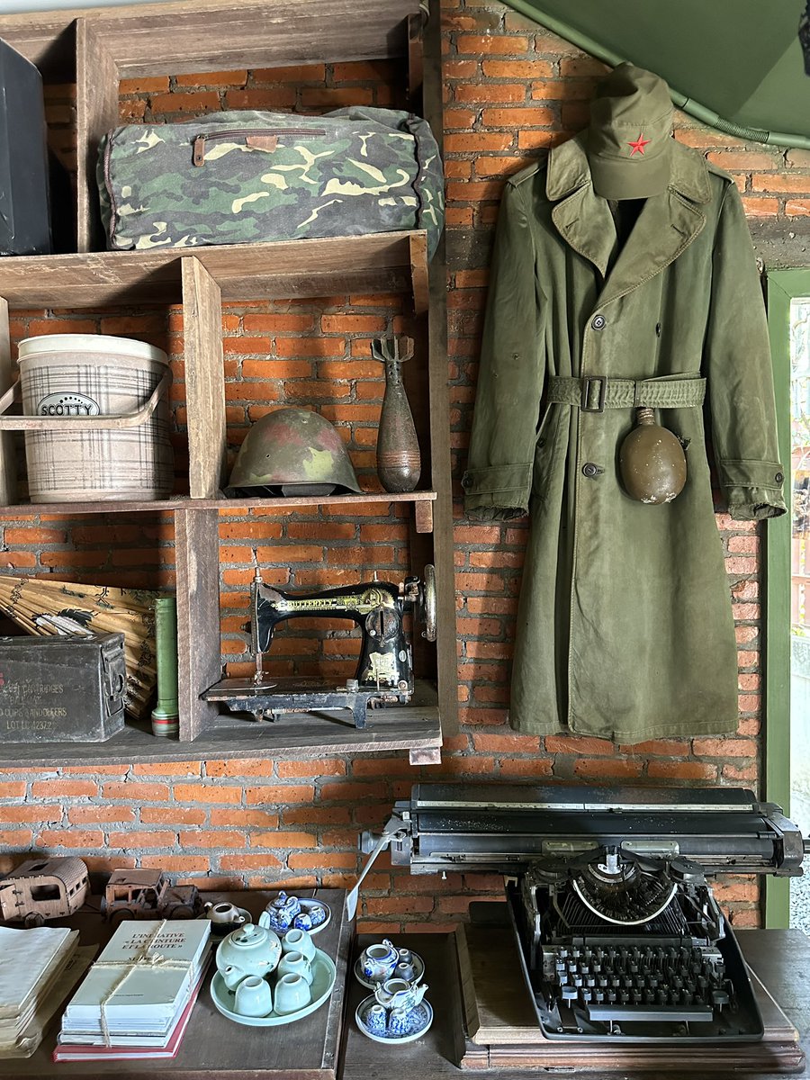 Souvie's tweet image. New communist theme cafe opened in Laos!