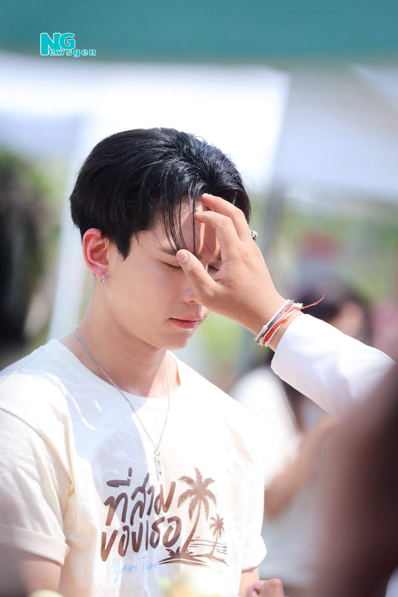 “แม้ก กรธัสส์” ในงานพิธีบวงสรวงซีรีส์ “ที่สามของเธอ” 

Your Third Worship
#บวงสรวงที่สามของเธอ
#ที่สามของเธอSeries
#MaxNat #mmaxmax