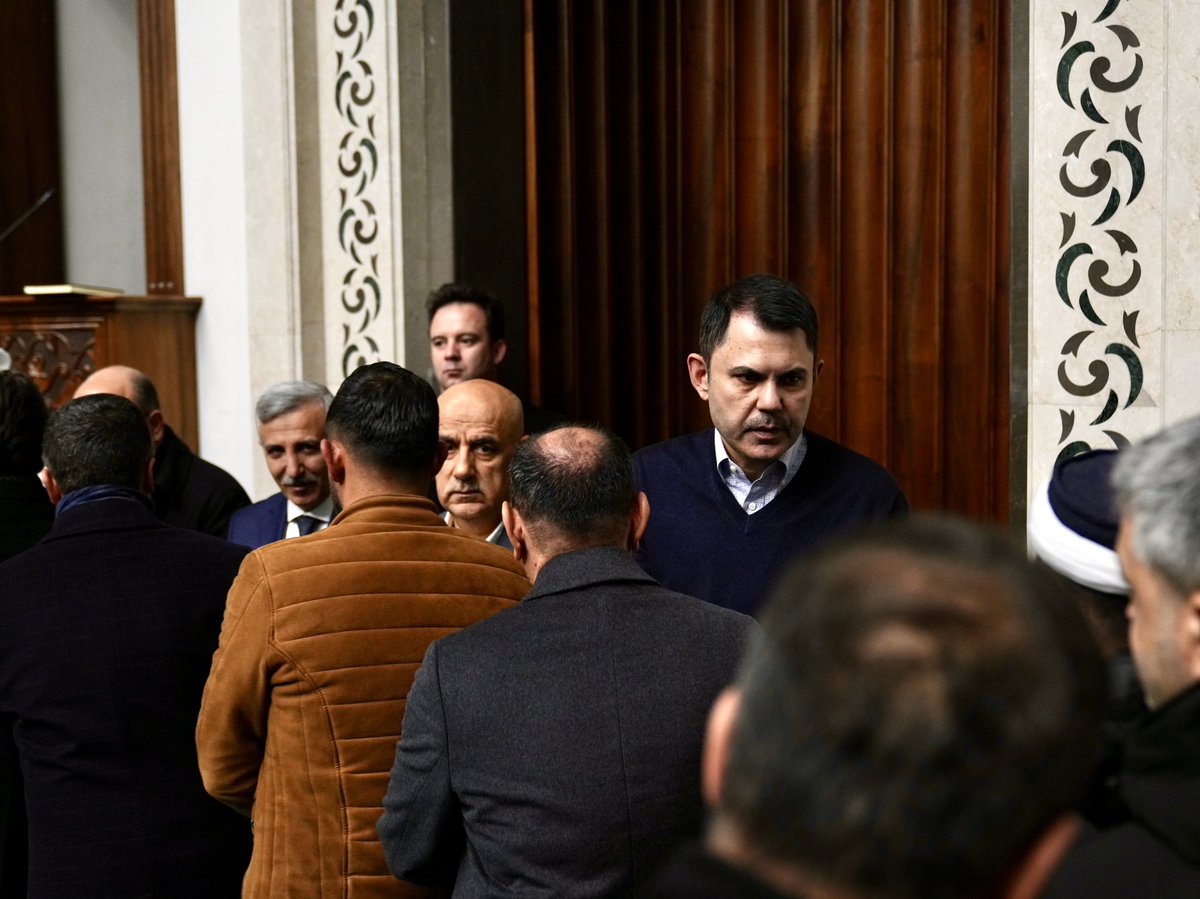 6 Şubat’ta yaşadığımız acının 3. yılında Kahramanmaraş’tayız.

Depremde kaybettiğimiz canlarımızı, sabah namazında dualarla andık.

Mekânları cennet, makamları âli olsun.

📍Erzurumluoğlu Camii