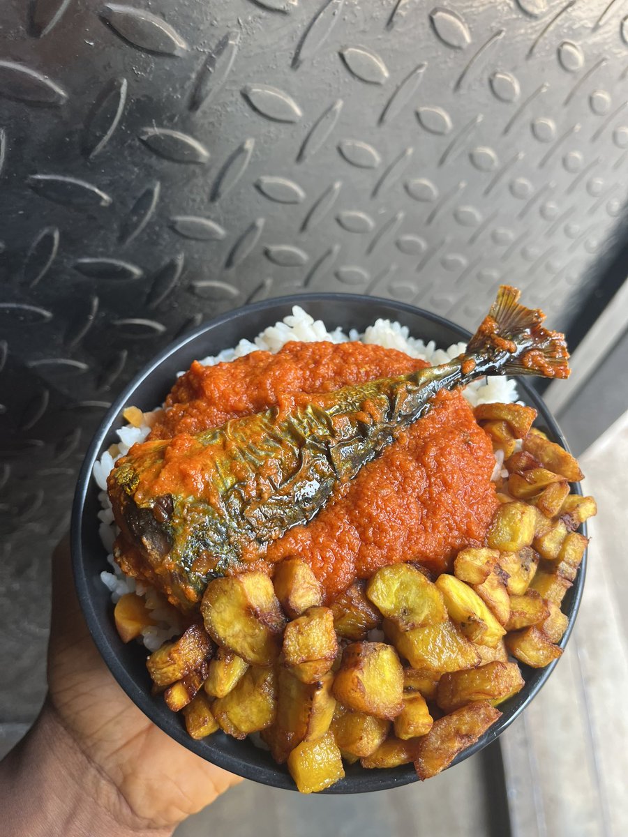 Is this too much for breakfast in bed?

If you don't mind, which drink would you prefer to step down with?