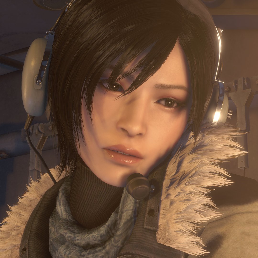 Evil_140's tweet image. her eyes are so mesmerizing