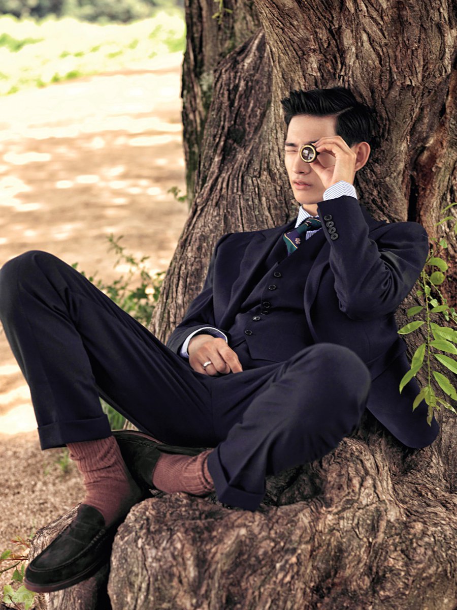 bottari_asset's tweet photo. 📌앉아있는 쓰리피스 수트 남성 참고자료 - 드로잉 레퍼런스
    Seated Man in a Three-Piece Suit - Drawing Reference 
    三つ揃えスーツを着た座りポーズの男性・ドローイングリフ���レンス https://t.co/1s8L3u5Q84