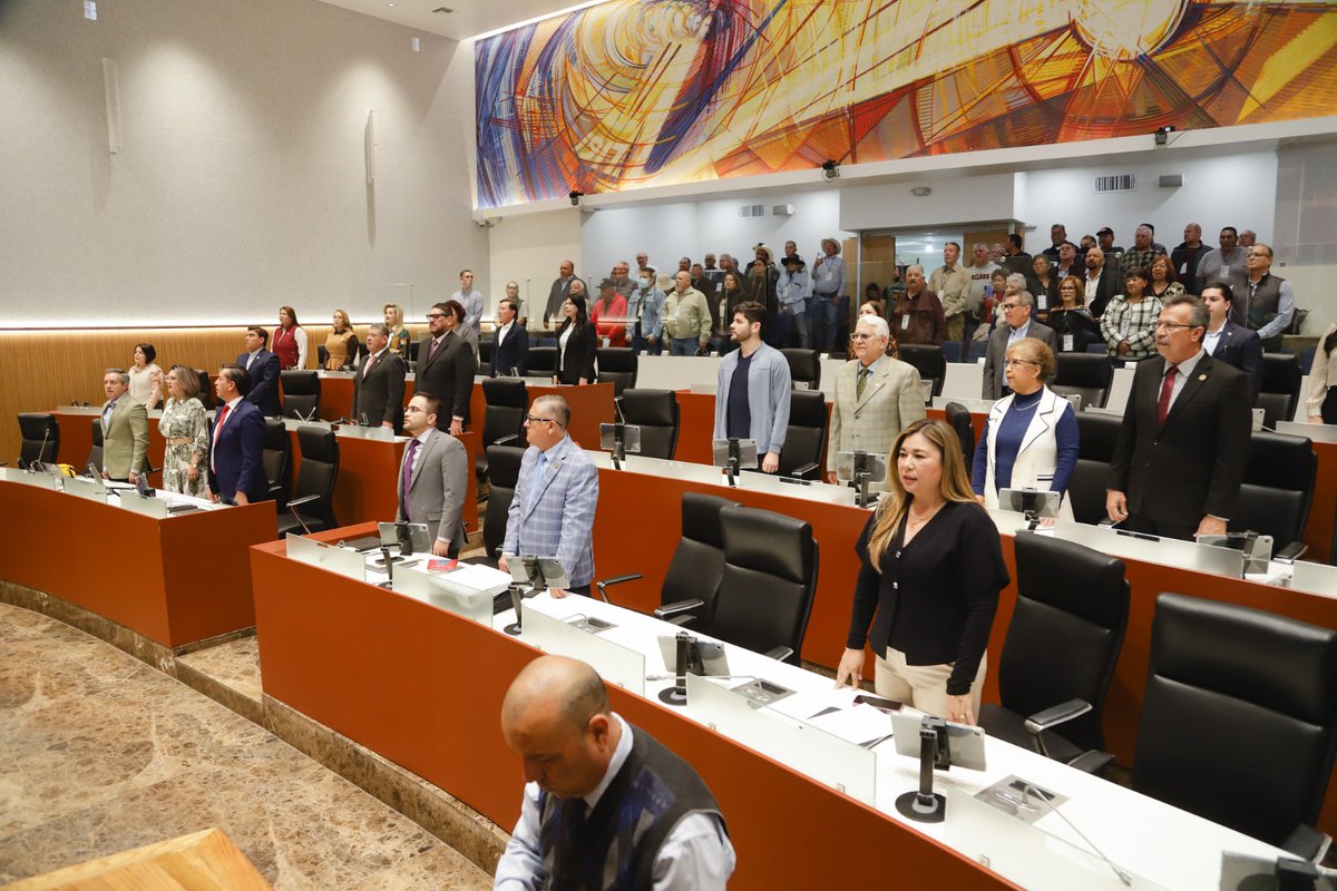 El Pleno del <a href="/CongresoSon/">Congreso Local Son</a> aprobó la Ley de Ingresos y el Presupuesto de Ingresos de Carbó para el ejercicio fiscal 2026, y modificó la integración de la Comisión de Protección Civil; además, turnó a comisiones una iniciativa y un exhorto, y escuchó diversos posicionamientos.