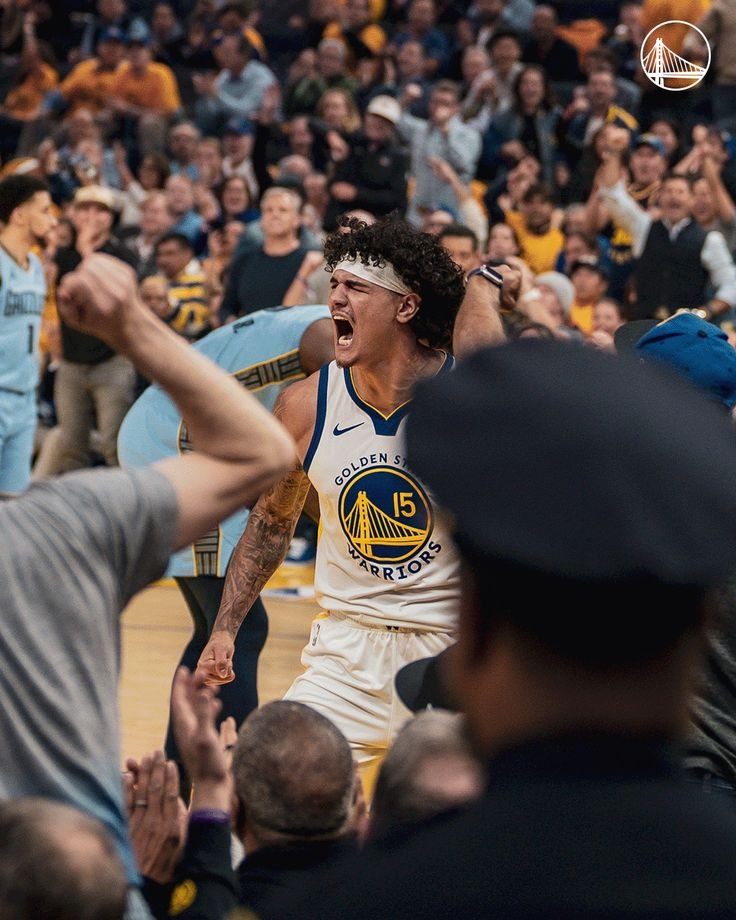 BrooklynGuyNBA's tweet image. Pontua
Defende
Pega rebote
Cria jogadas
Rouba a bola
Dá tocos

Steve Kerr NÃO TEVE outra opção, Gui Santos tem que ter minutagem nesse elenco e VAI GARANTIR SEU ESPAÇO NESSA LIGA NA MARRA