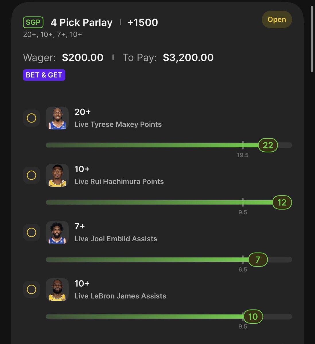 Firstbasketboul tweet media