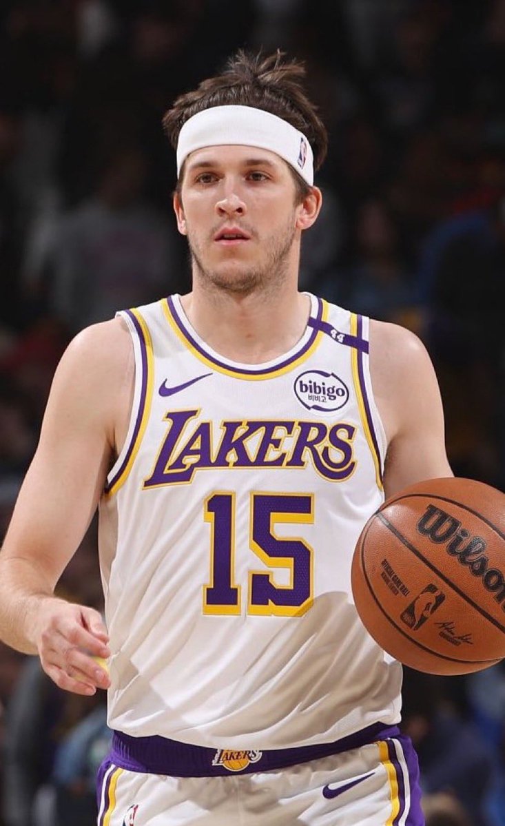 TheHoopCentral's tweet image. AUSTIN REAVES TONIGHT:

35 POINTS
6 REBOUNDS 
2 ASSISTS 
12/17 FGM
5/8 3PM
25 MINUTES