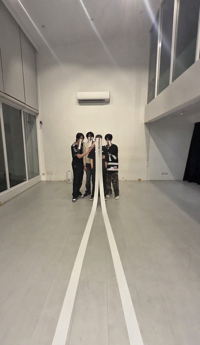 เริ่มแปลกขึ้นทุกวัน 45552552525255555255555555525525555555552525255555555555555