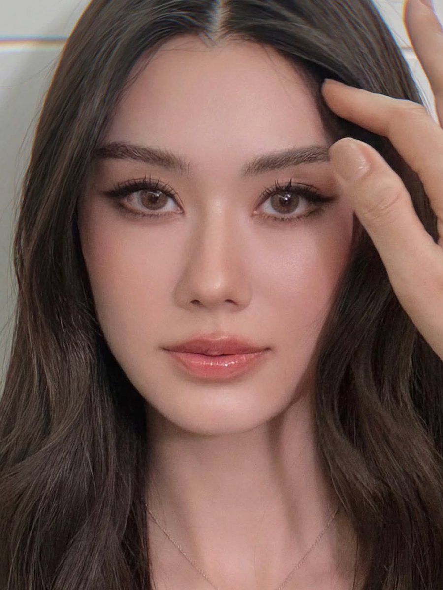 LalinaLena1999's tweet photo. 📸[060226] 
IG Post : jiranet_makeup 

🌸

#lalinalena #ลีน่าลลินา https://t.co/ecH6aPYurb