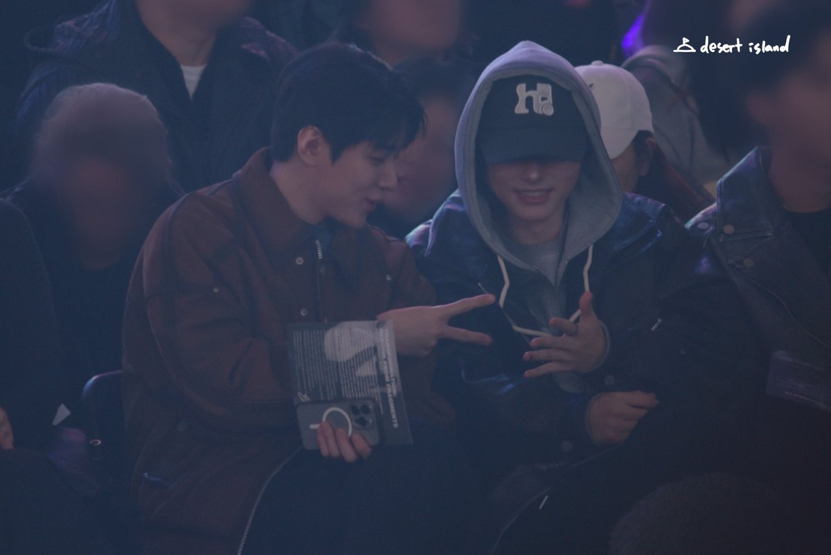 260206 서울패션위크
패션쇼 시작 기다리면서 가위바위보
#재찬 #JAECHAN