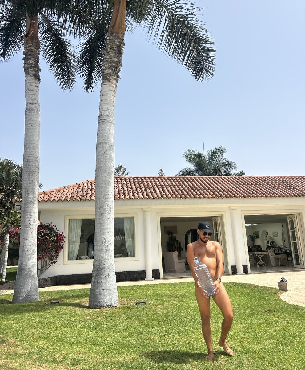 Everything To Sea tweet media