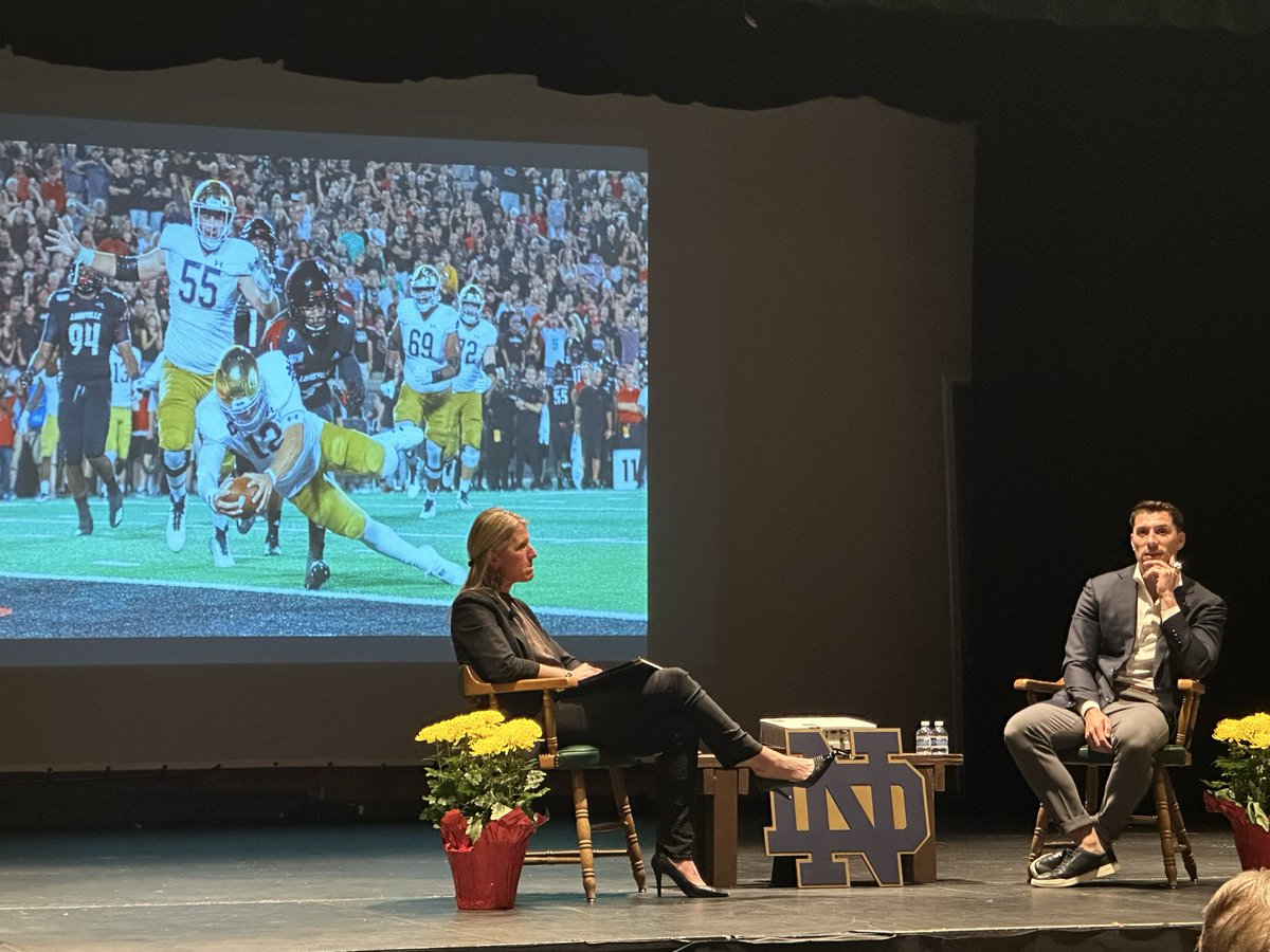LundinTech's tweet photo. Thank you @Ian_Book12 for the insightful presentation and Q&amp;A session at De La Salle tonight, o-line tips for my tackle @CLundin2027 and the chat with my daughter. https://t.co/tYc9GobsHS
