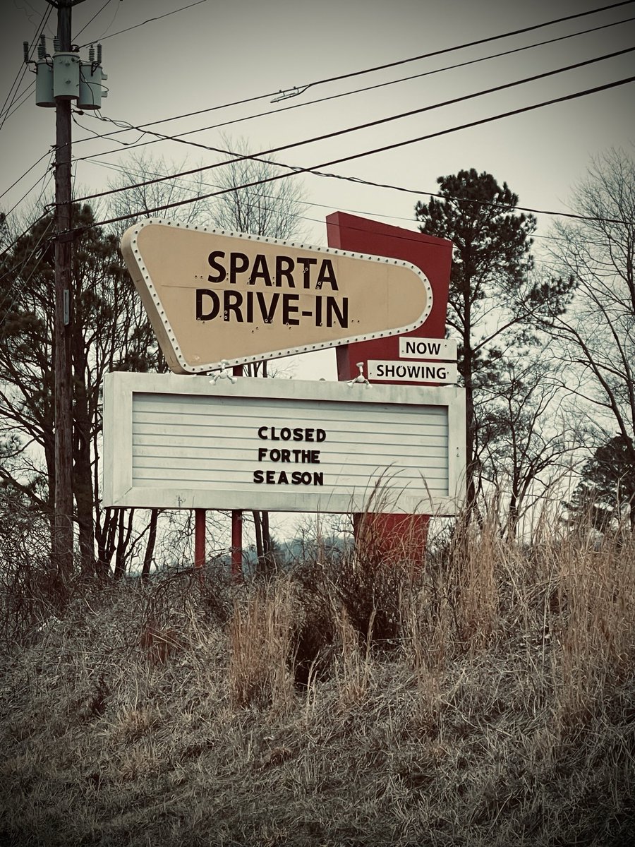 I always loved this vintage sign and the memories it brings. #Tennessee