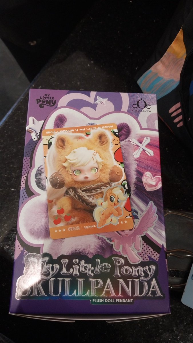 Clareautale tweet media