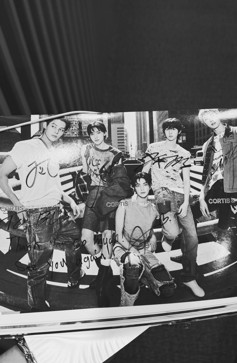 MalDieve99's tweet image. นิ ไอตี๋ เพื่อนเขายังใช้มือตุวเองถ่ายลงแต่เอ็งไปเอารุปที่เปนมือแฟนมาลง ให้คิดไงฟะ 😭😭😭😭😭😭😭😭😭😭😭😭