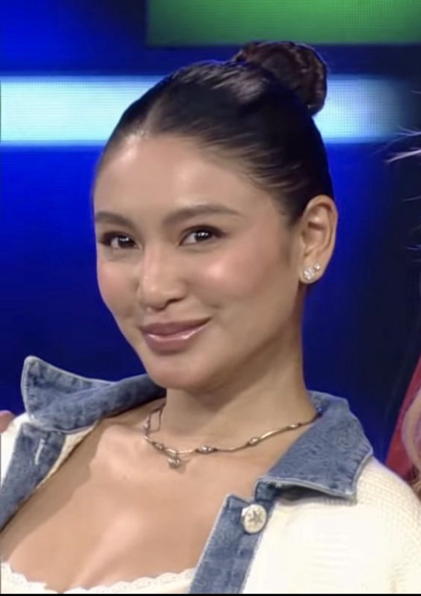 _blaireeee_'s tweet photo. Paka ganda ni Nadine Lustre sa Showtime! sobrang freshhh✨🤍 https://t.co/TfVEmsxsl0