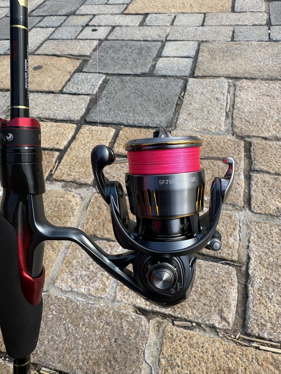 enjoy_smilehero's tweet image. イケメンのリール買いました✌️

めちゃんこカッコイイ。そして軽すぎる

#AIRITY