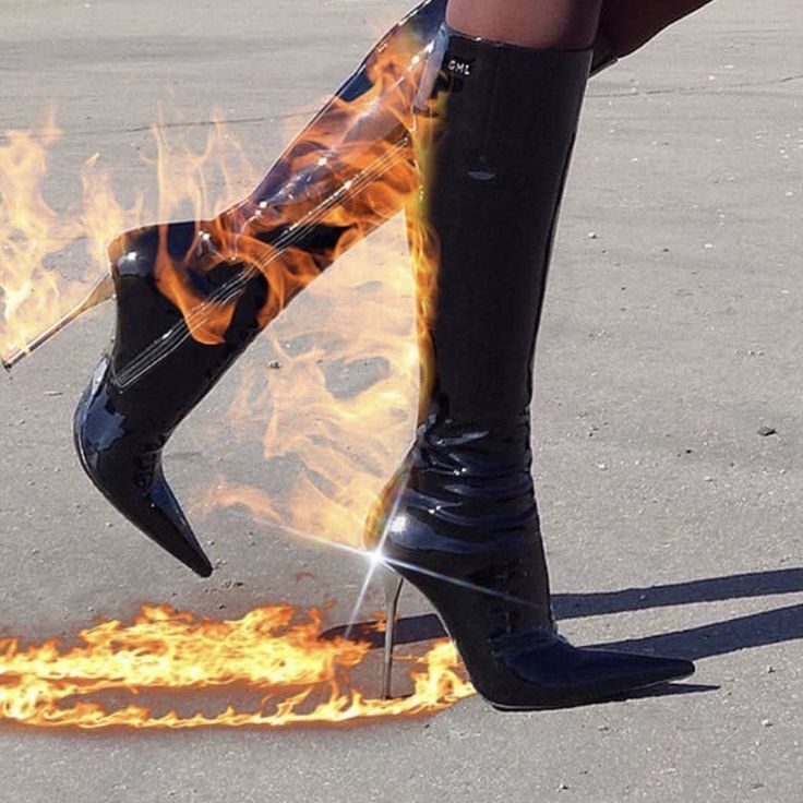 adele walking out the studio after writing set fire to the rain